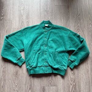 Aritzia TNA bomber fleece